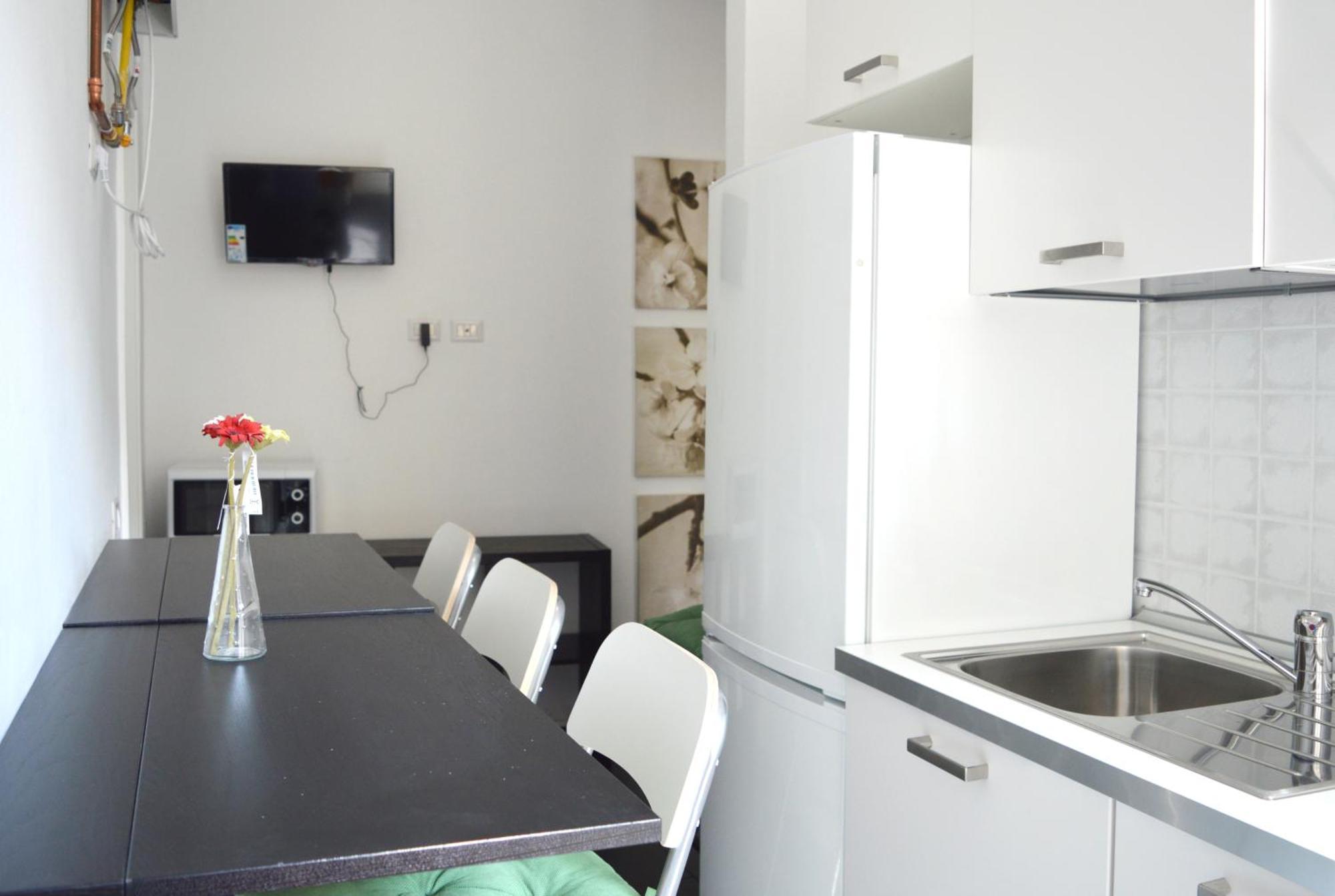 Ferienwohnung Joivy Mauri - Cosy Flats Near The Duomo Mailand Exterior foto